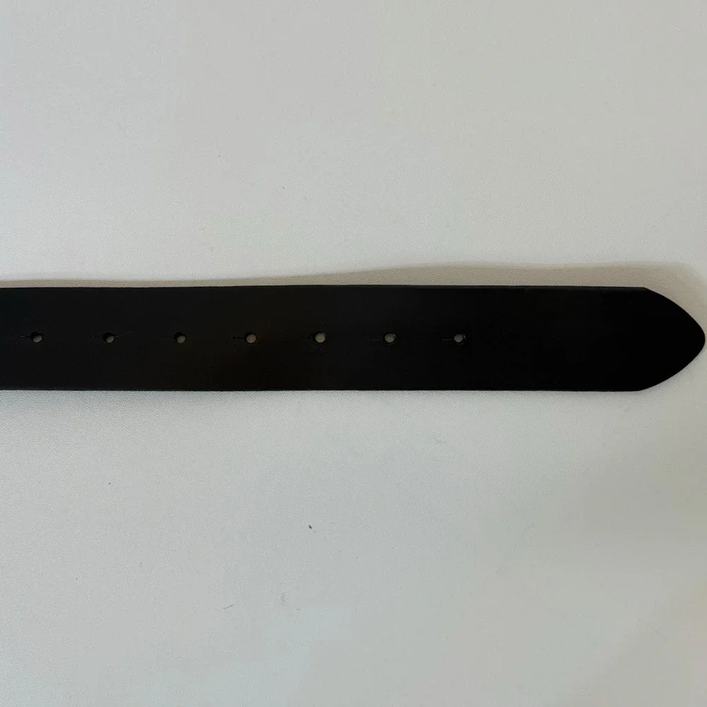 Levi's Black Genuine Leather Size 32 Mens Belt Without Buckle